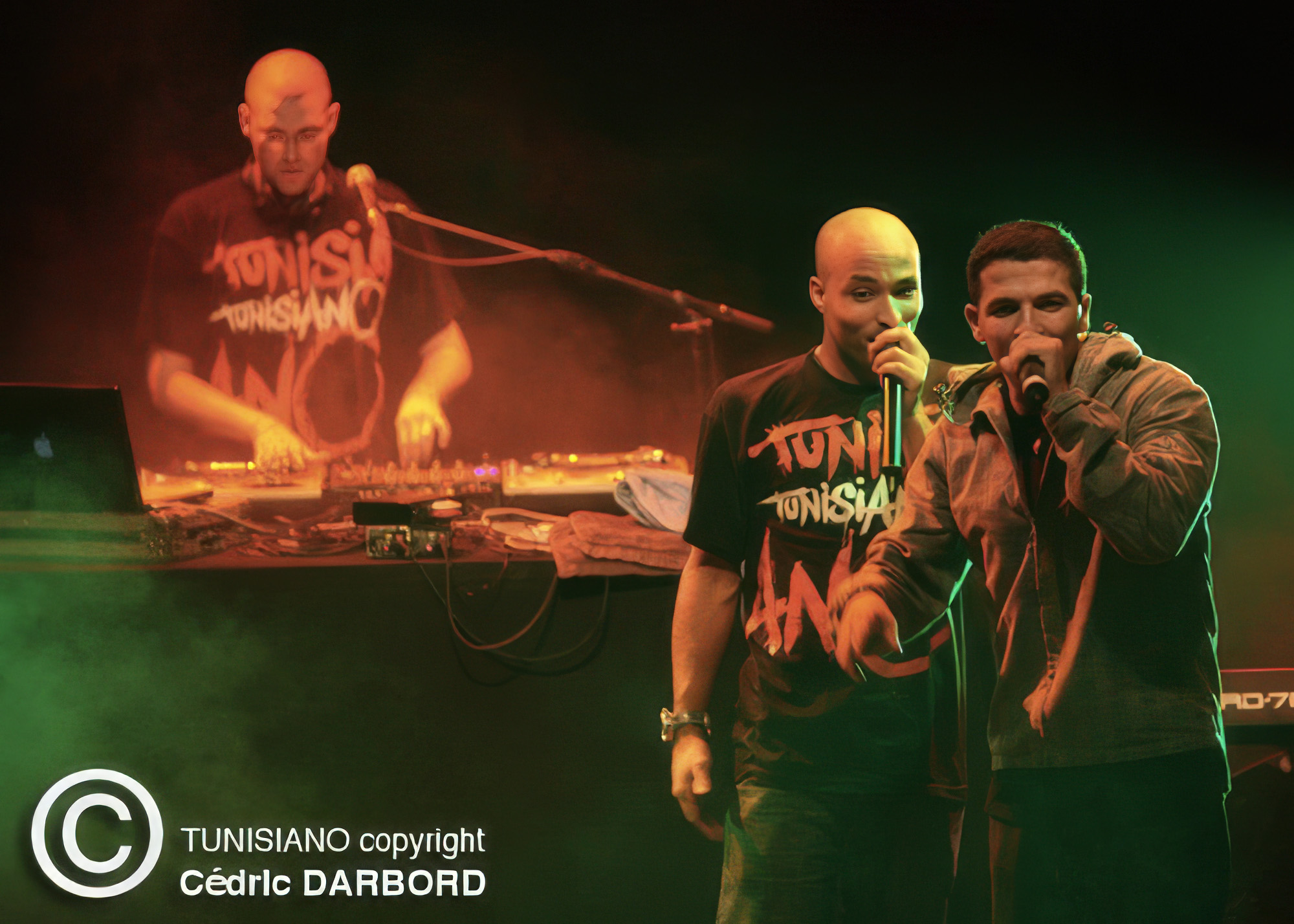 Tunisiano avec Eska Tunisiano sur scène avec le rappeur Eska