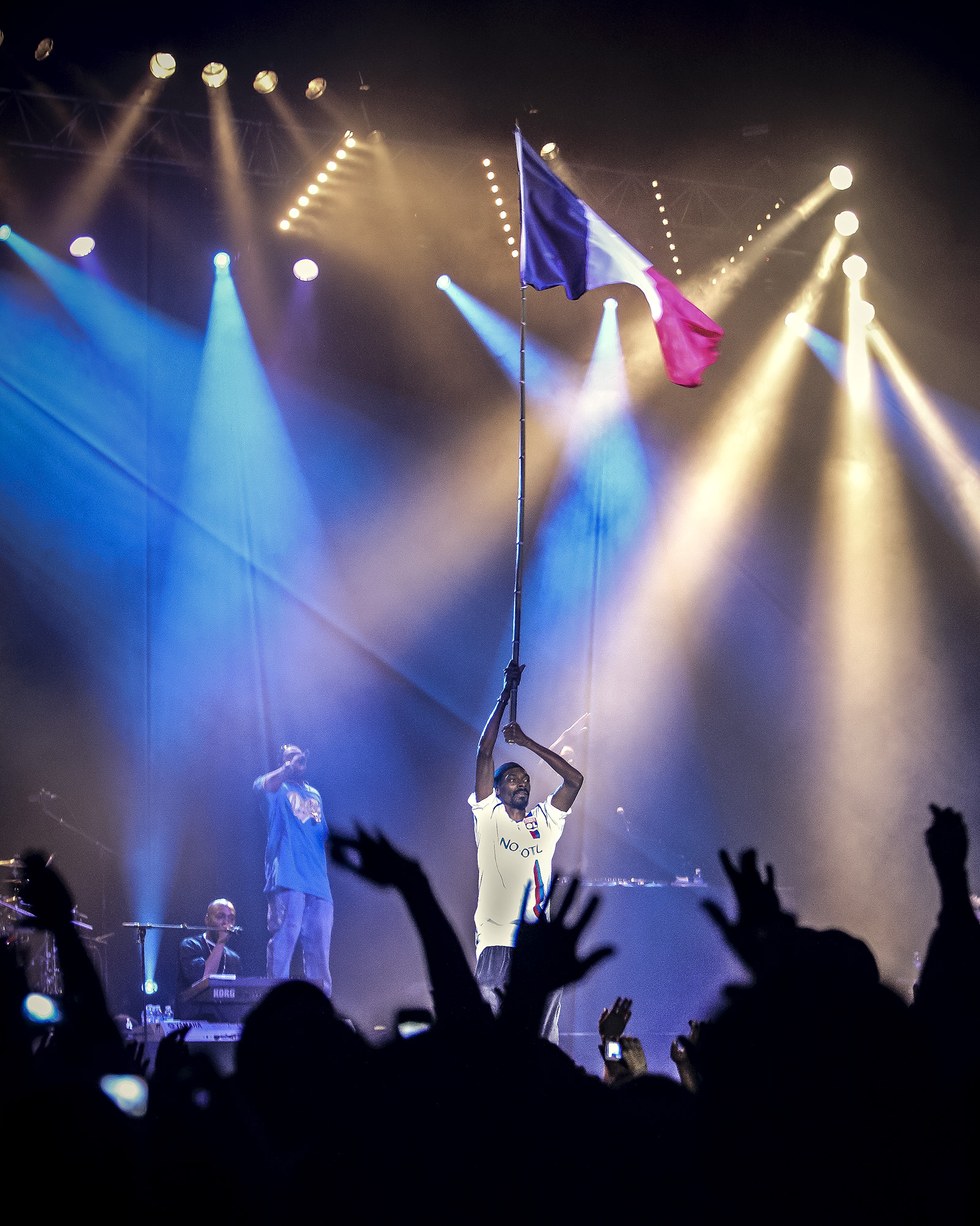 Snoop Dogg avec le drapeau France Snoop Dogg avec le drapeau France