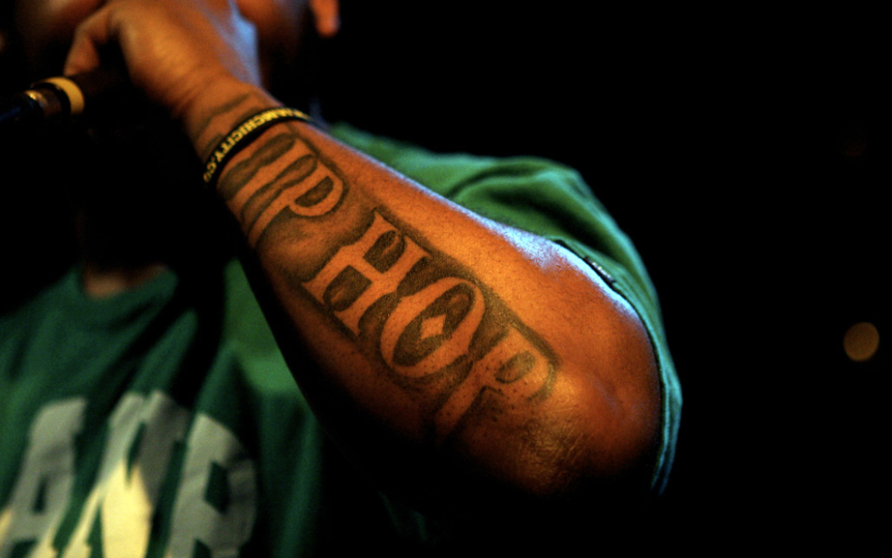 <i class="ba ba-camera frb_icon" style="color: rgb(255, 255, 255);"></i> Reks