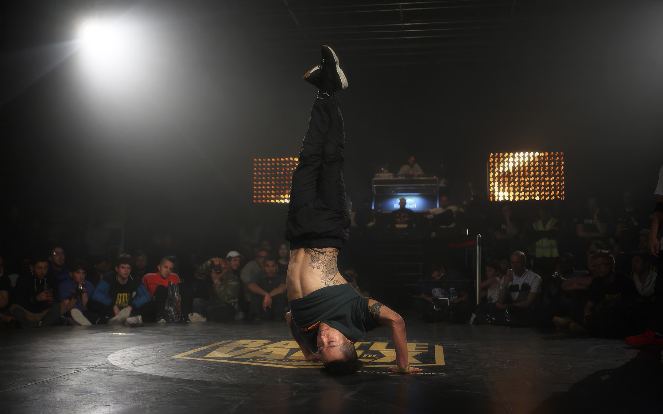 B-boy Hong 10 - Battle de Vaulx 2016