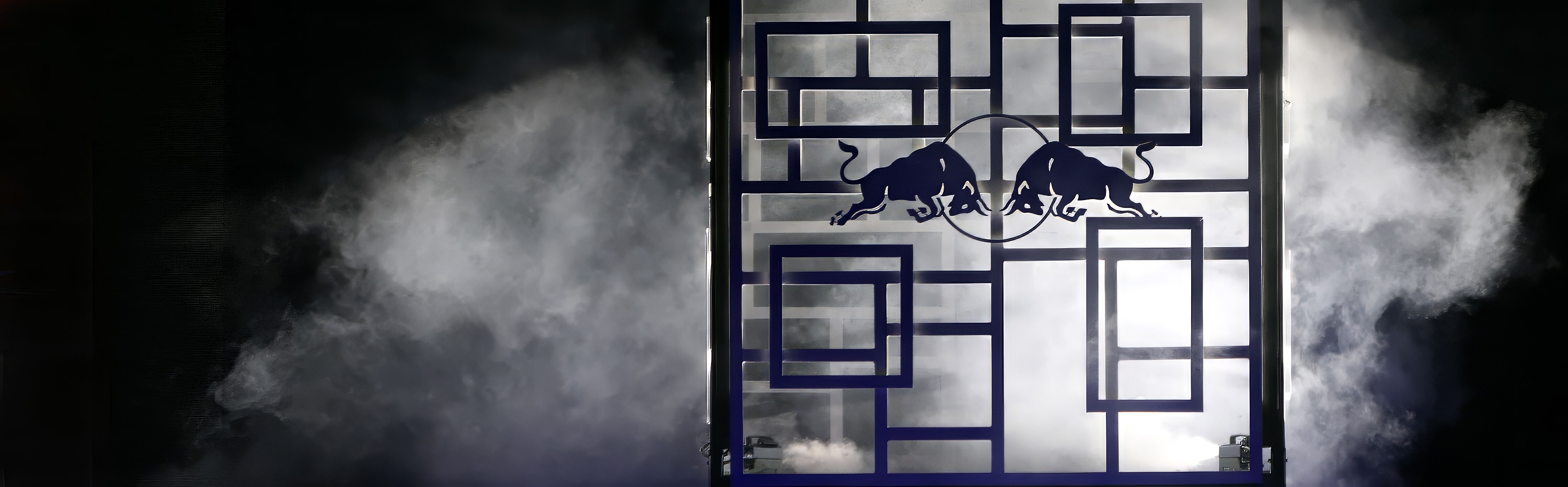 Redbull Flying Illusion - show danse hip hop international